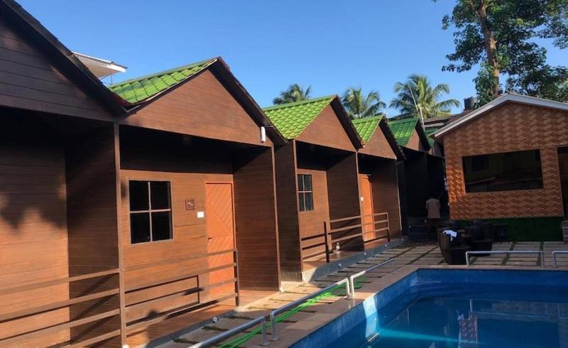 Woodhouse Beach Resort Бага Екстериор снимка